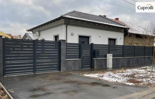 Gard aluminiu