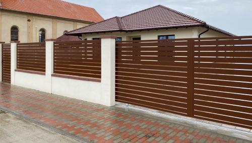 Gard aluminiu