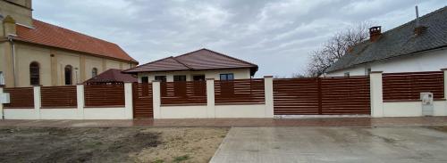 Gard aluminiu
